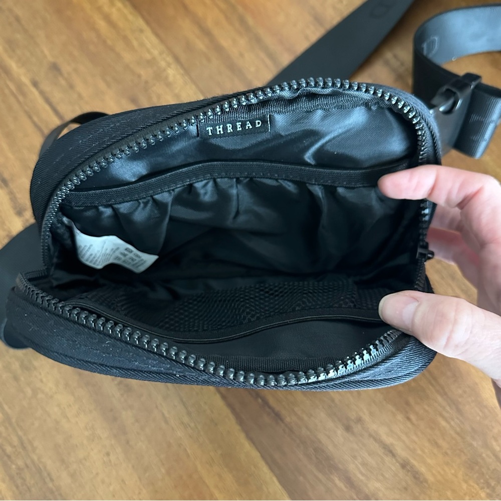 Thread® | Black Belt Bag - Picture 3 of 7